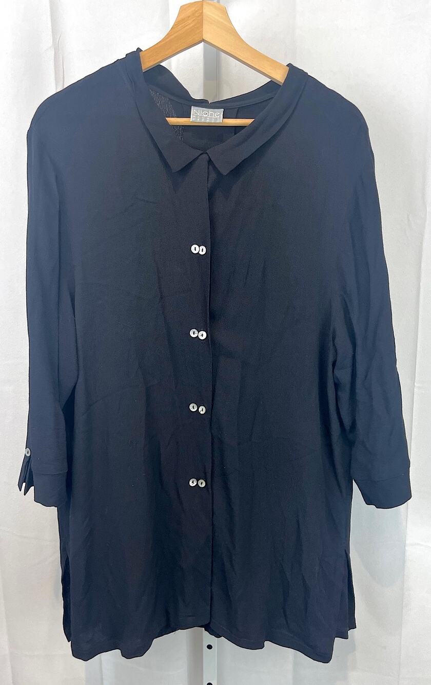 NICHE Nilgun Derman Button Front Tunic Top 3/4 Sleeve Rayon Crepe Black Size L
